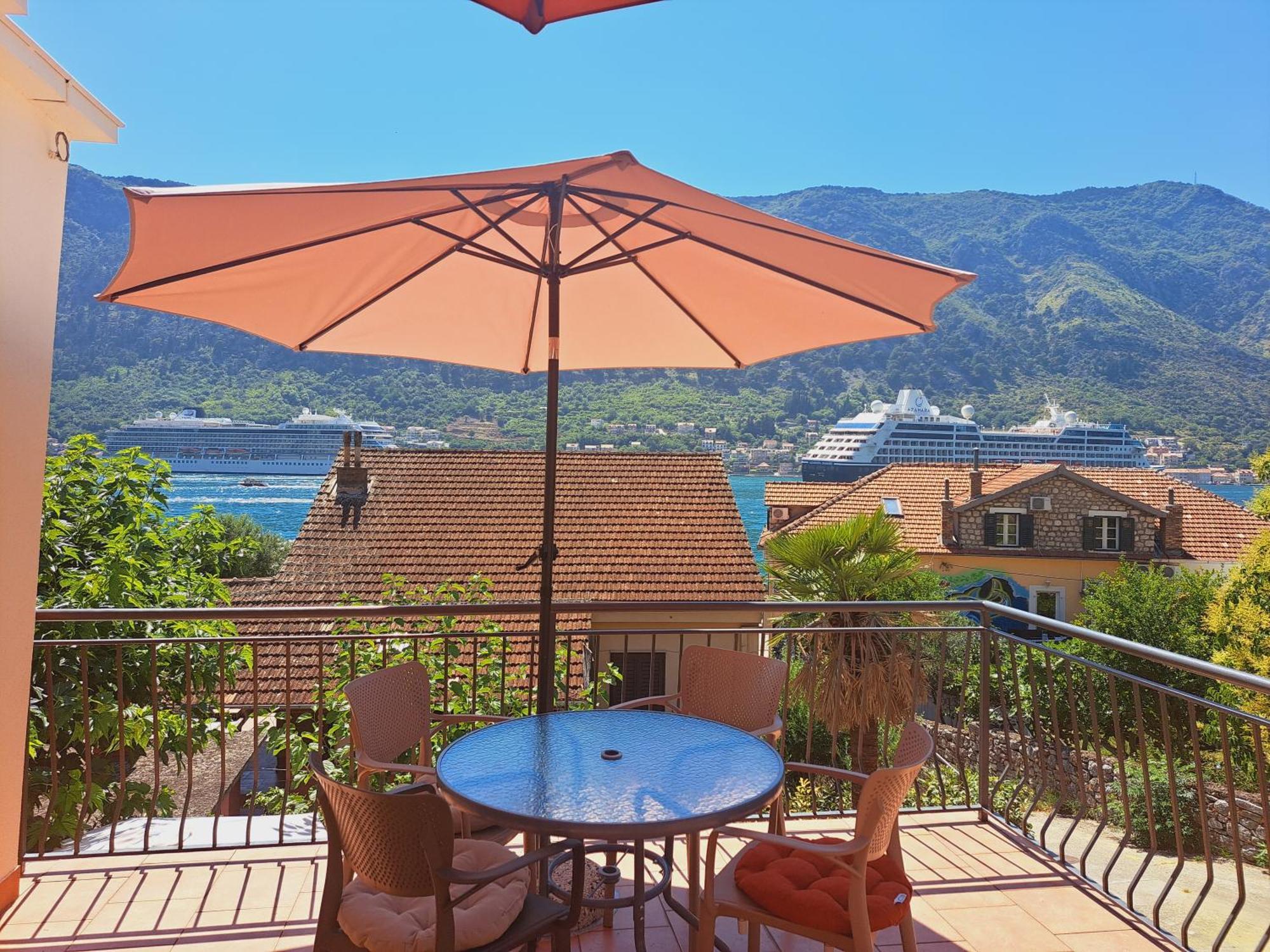 Apartmani F&M Kotor Exterior foto